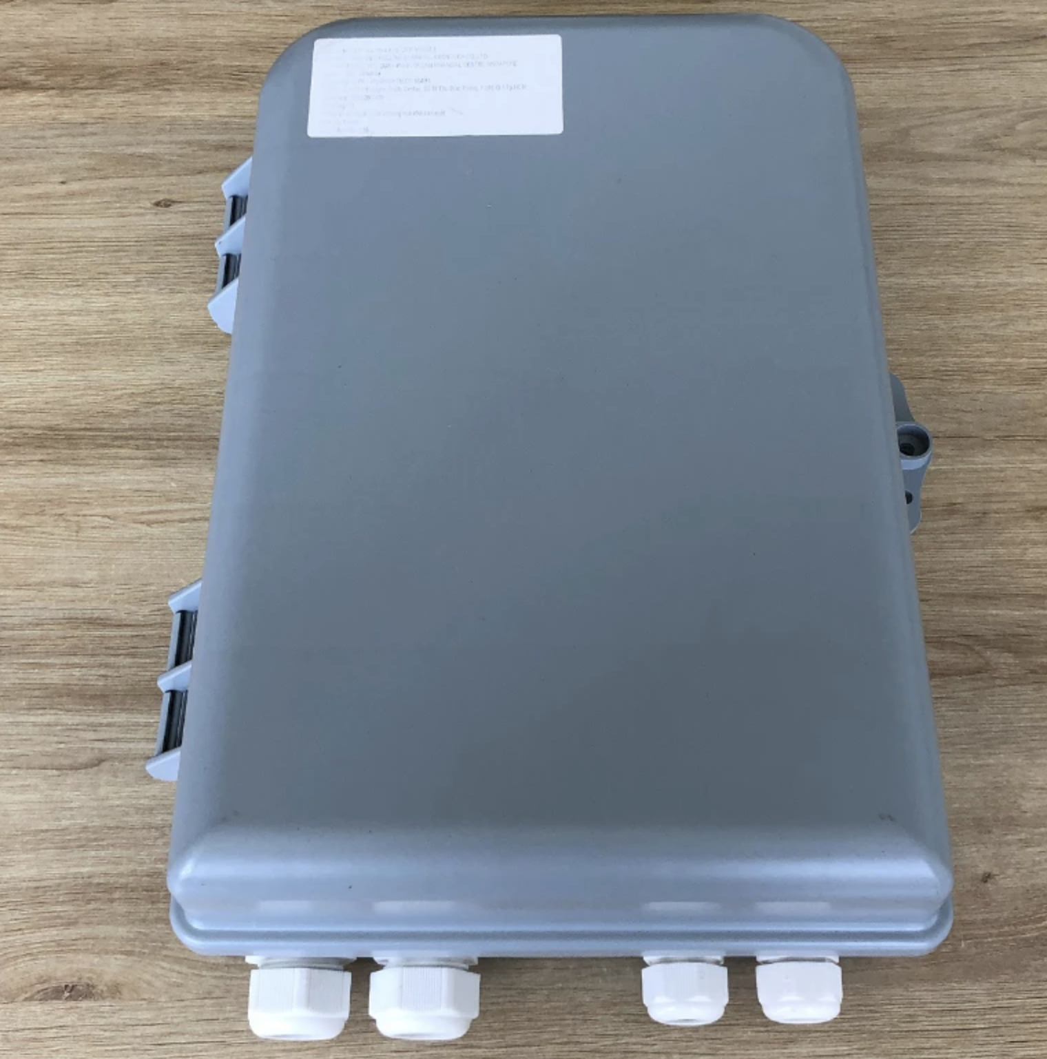 1 cái ODF quang 4 khe cắm chia quang PLC module (chưa gắn chia quang, gắn bao nhiêu chia quang bấy nhiêu FO), plastic-07-18_luYc_08.35.48