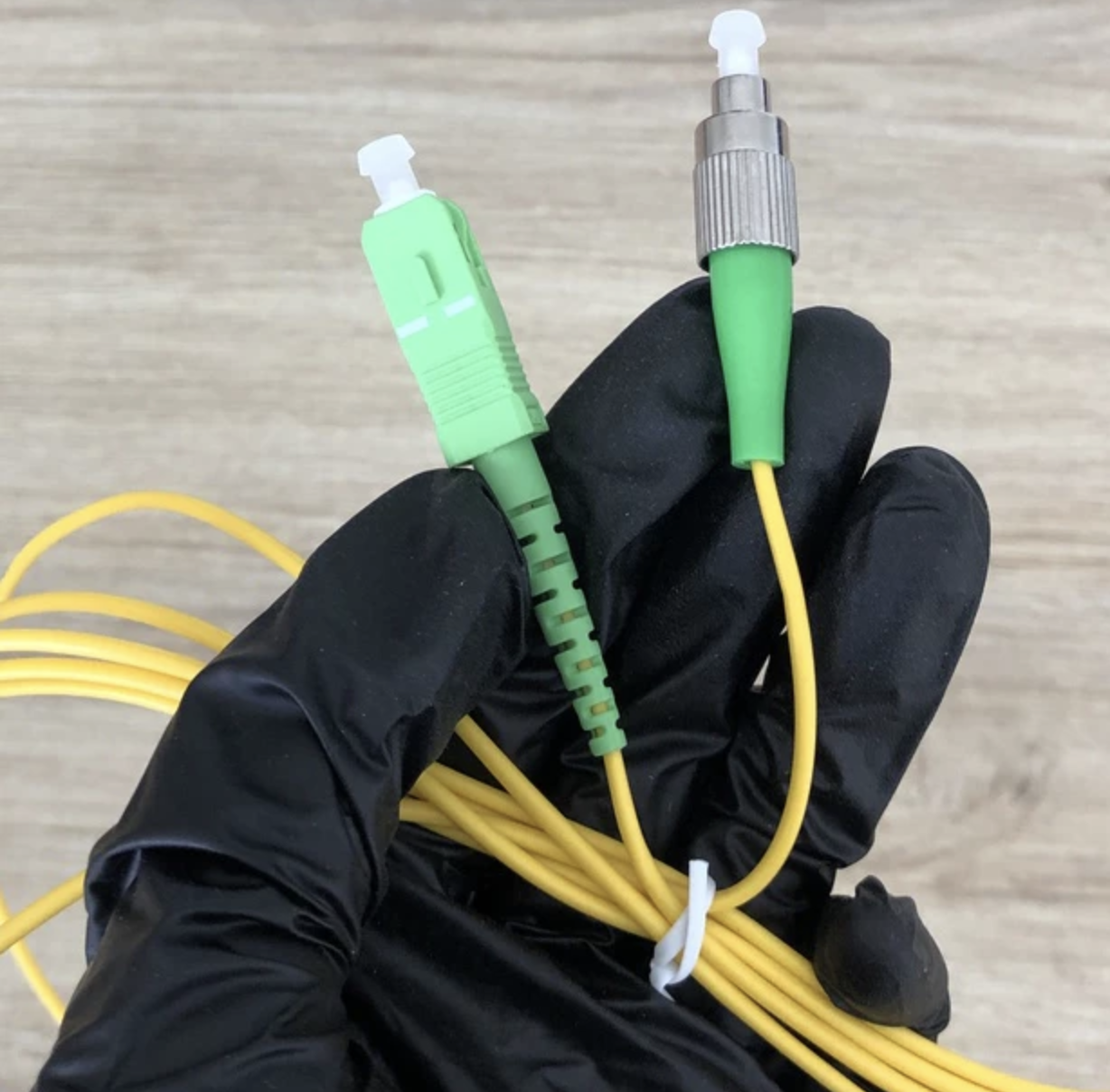  Dây nhảy quang đơn mốt, simplex SC/APC-FC/APC dài 3M 3.0MM-07-18_luYc_09.03.53