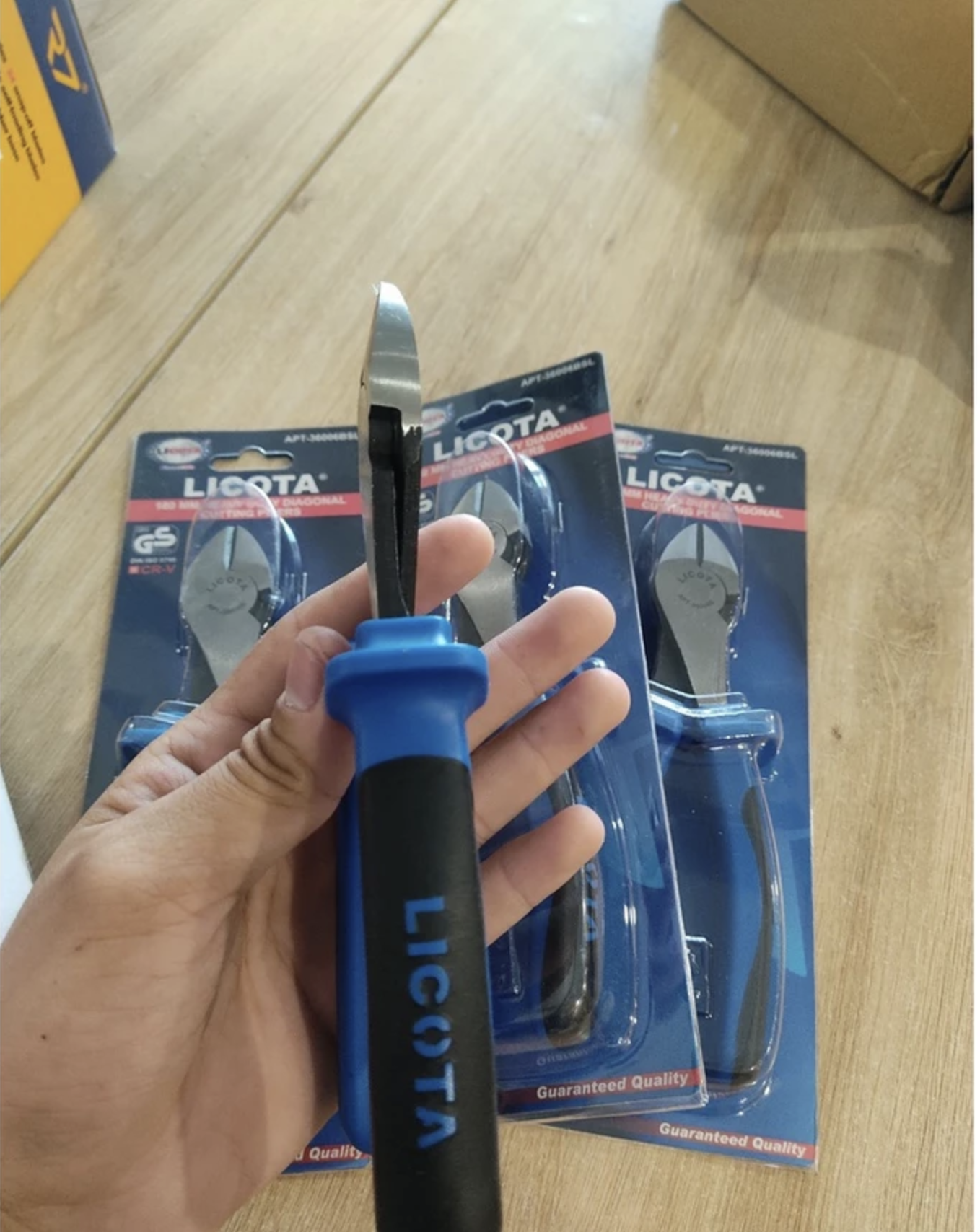 Kìm cắt 7-inch (180mm) -07-17_luYc_16.19.11