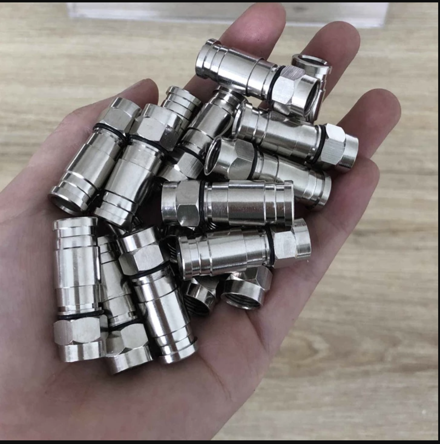 Đầu nối F5 nén cho cáp RG6-07-18_luYc_08.56.07